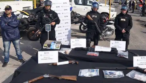 Secuestran más de 240 vehículos por lavado de dinero del narcotráfico