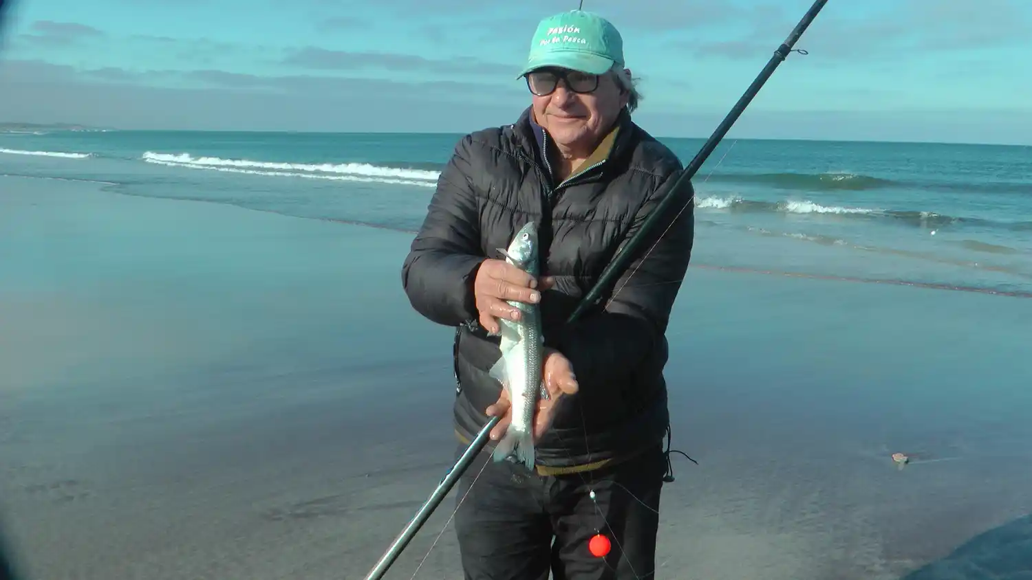 “Arrimó el pescado” a la costa