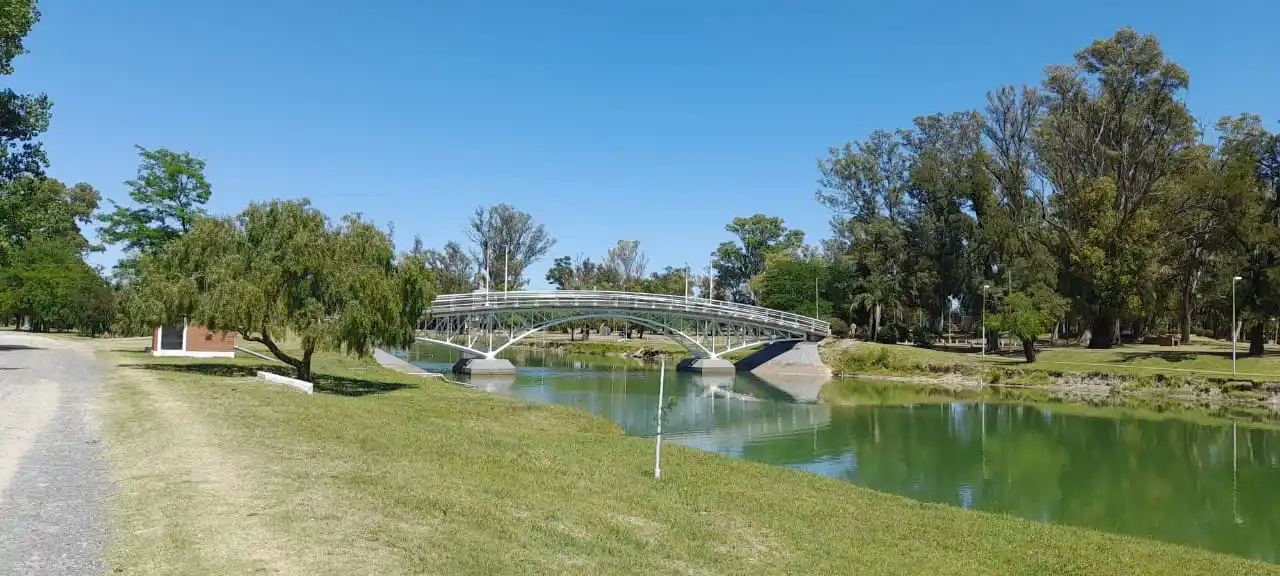 El país es un horno: 35 grados en Gualeguay a mediodía y el alivio está lejos