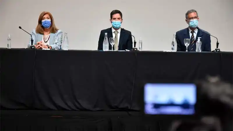 Nuevos profesionales: Egresaron 310 enfermeros entrerrianos