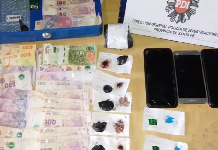 Además, incautaron cocaína y marihuana fraccionadas y acondicionadas para su comercialización.