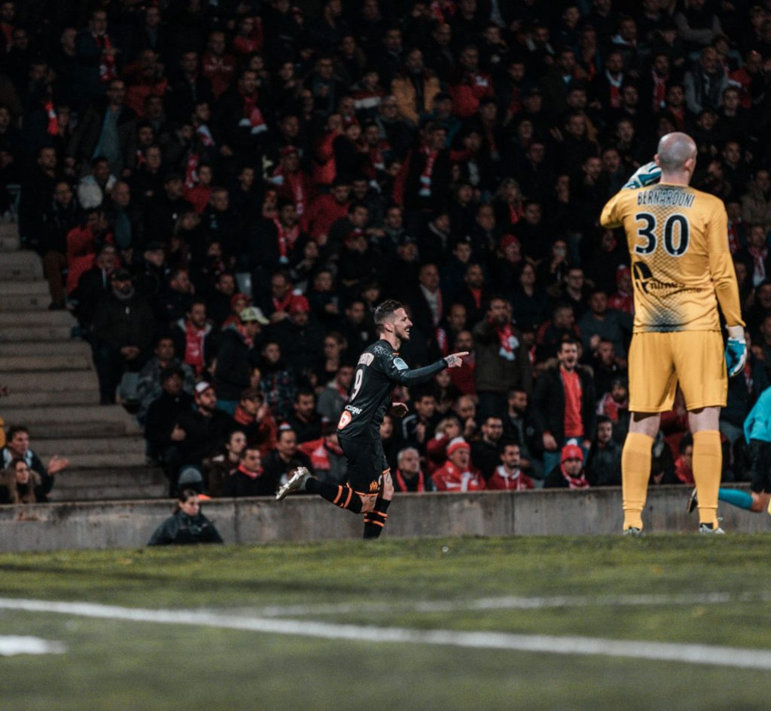 Benedetto se lució con su mejor partido en Francia