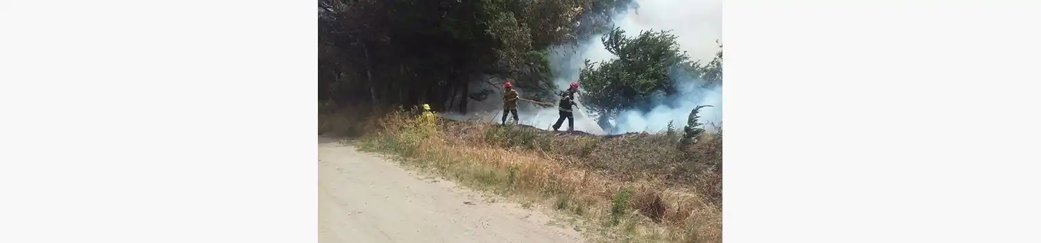 El fuego persiste en Sierra El Volcán y ya hay 2000 hectáreas quemadas
