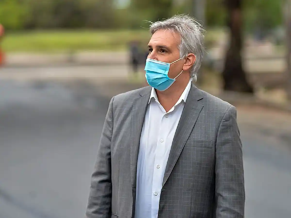 Llaryora se sumó al repudio por el atentado contra la sede de Clarín