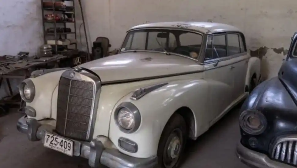 Subastan 29 autos de colección en Junín: Son de la época de la posguerra y hay hasta un “Justicialista Sport”