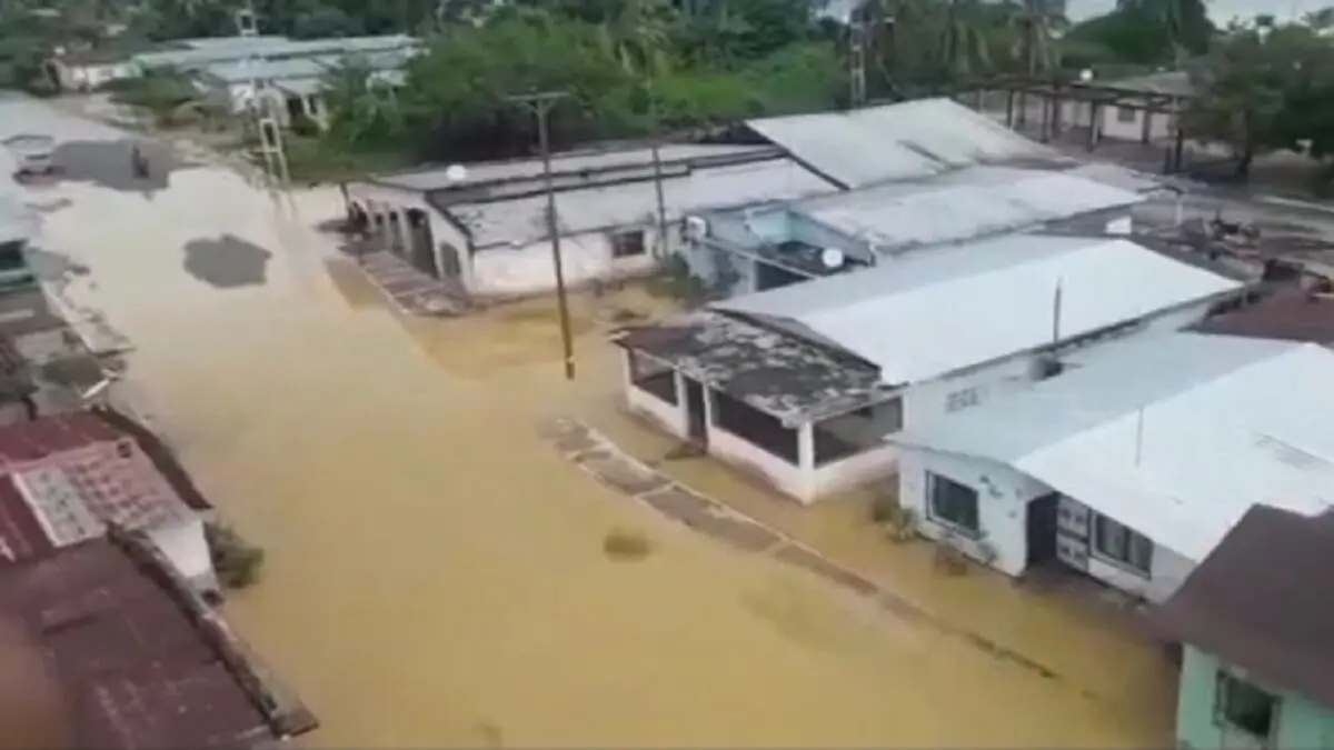 ZULIA COLAPSADA por las lluvias: sin electricidad y con desbordamientos