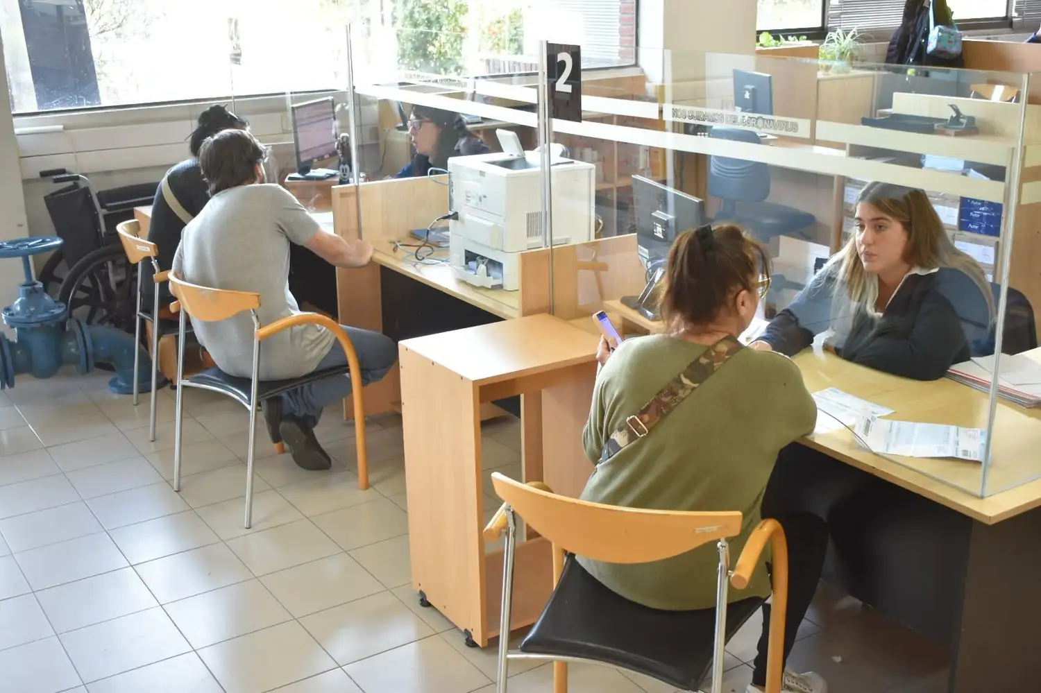 Los usuarios se pueden adherir en las terminales administrativas dispuestas en diversos puntos de la ciudad.