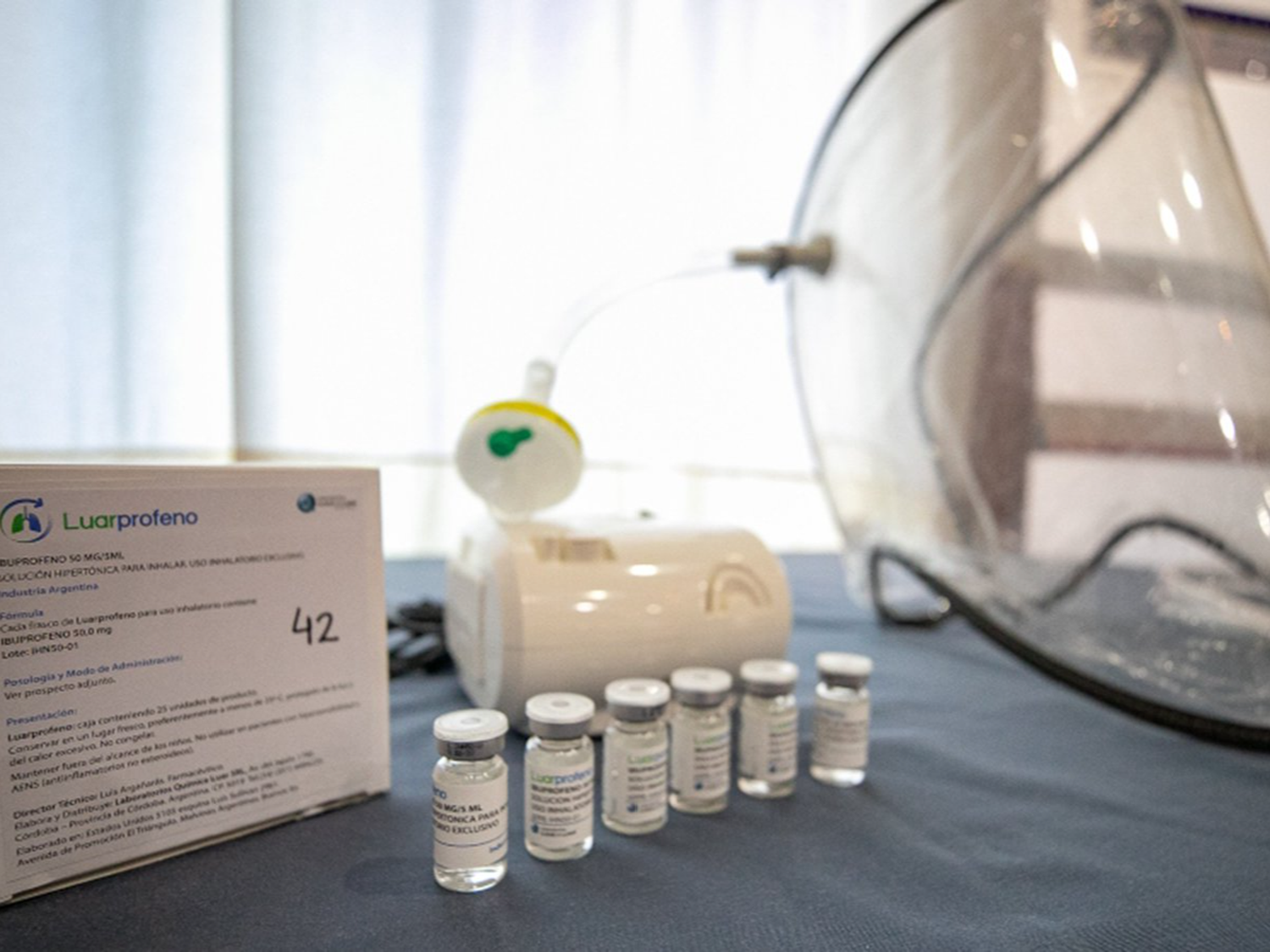 Una farmacia rafaelina produce y da gratis ibuprofeno inhalatorio