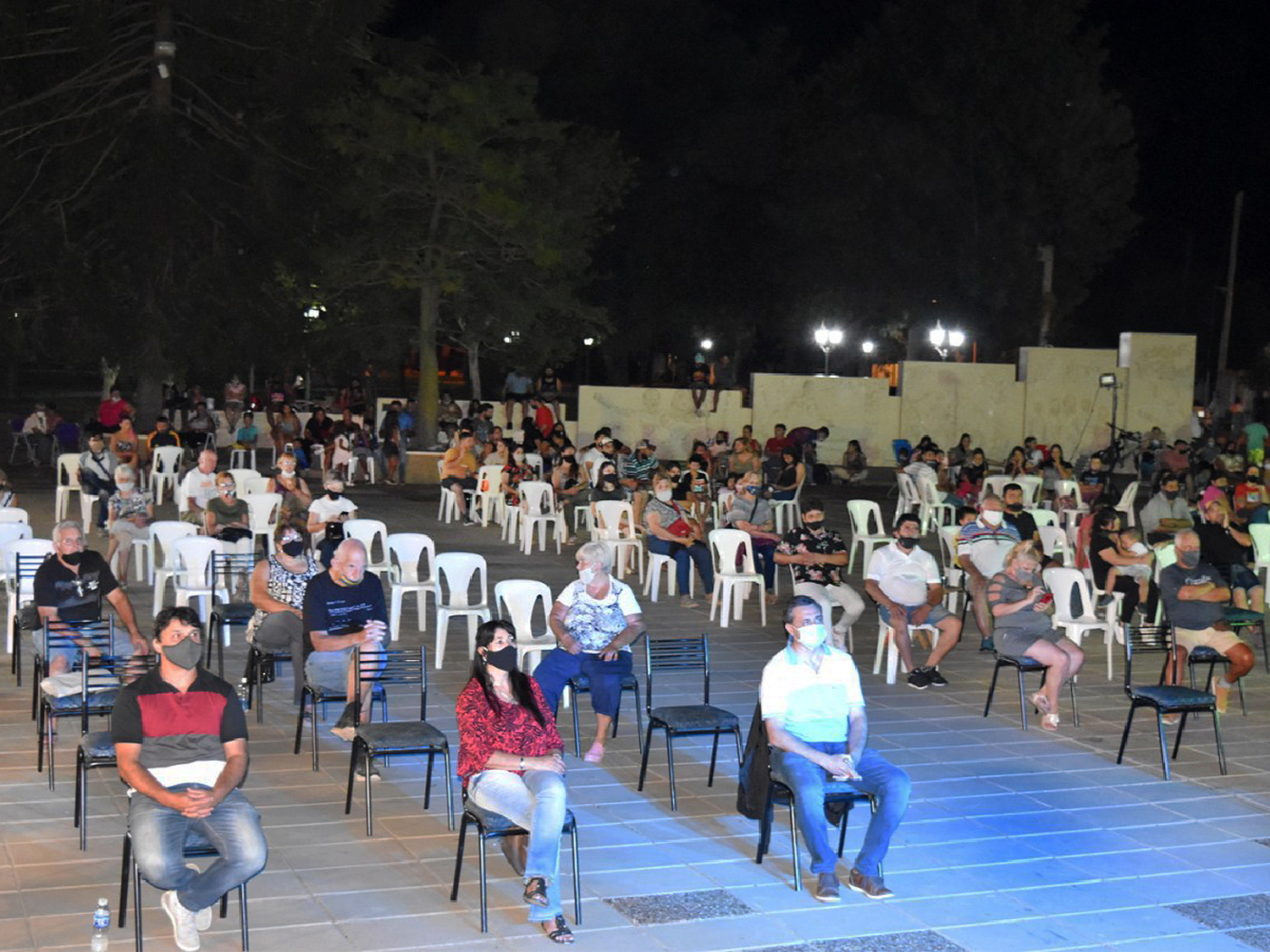 Al aire libre y en “modo burbuja” volvieron los shows populares a Brinkmann