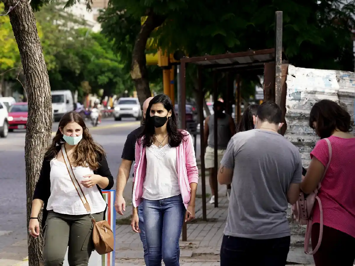 El 62% de los infectados en las últimas semanas tiene entre 20 y 45 años