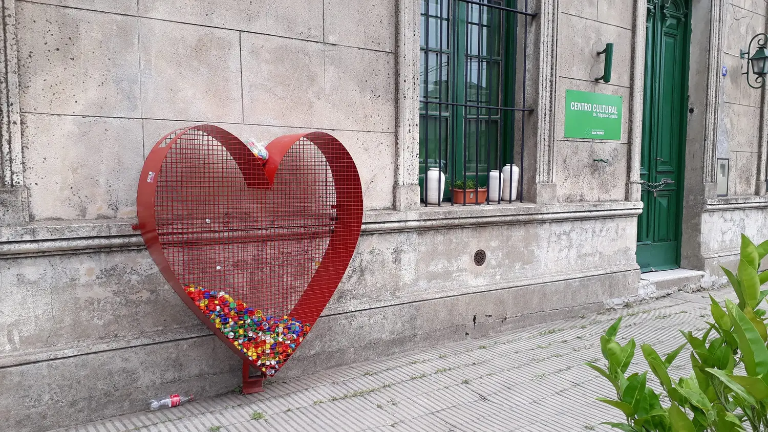 Centro Casella: enviaron el segundo corazón de tapitas para el Garrahan
