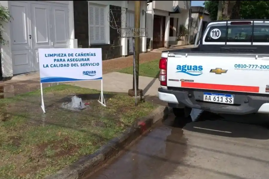 Limpieza preventiva de la red de agua potable  por la incorporación del acueducto Desvío Arijón 