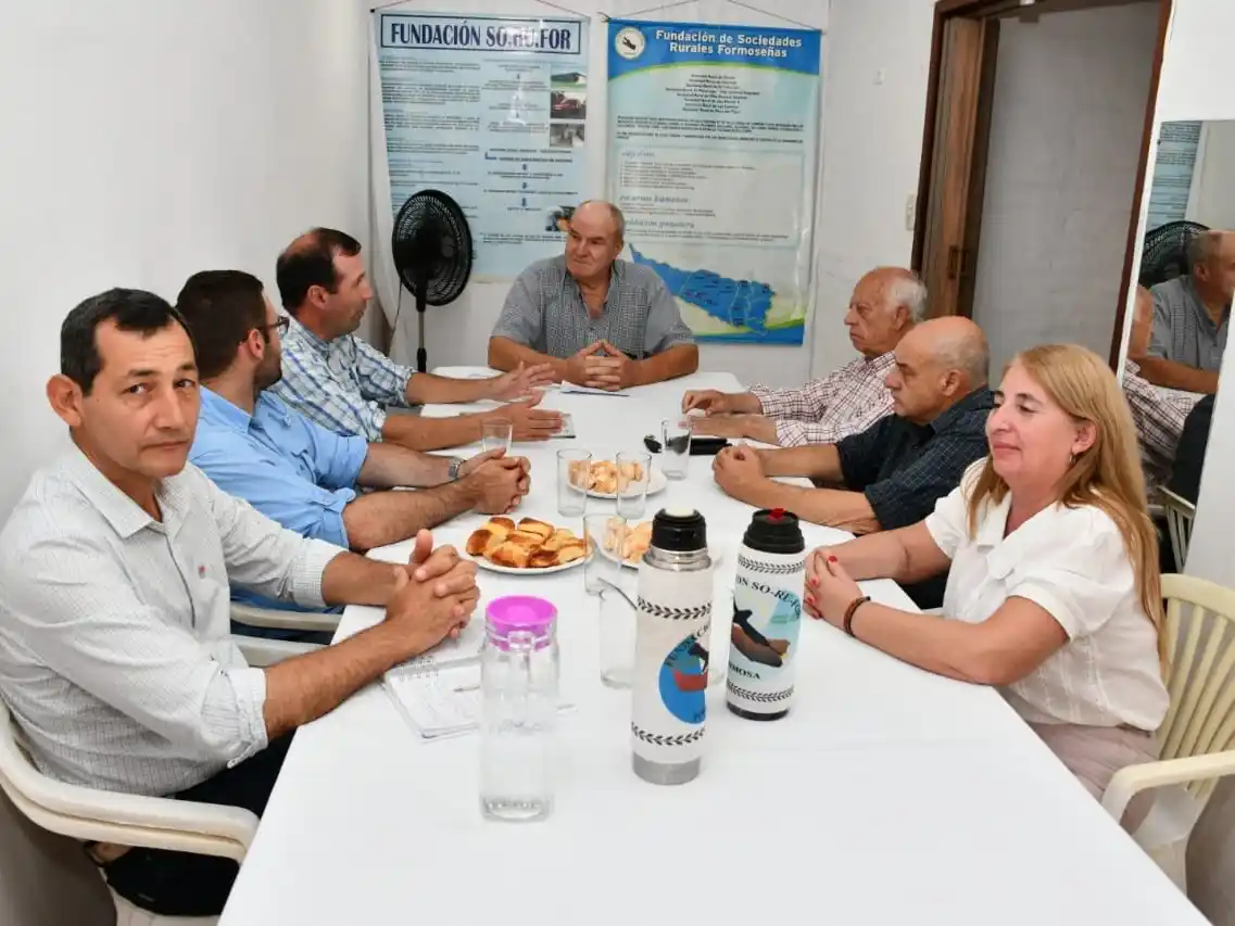 Firma de ACUERDO de la Facultad de Ciencias Agrarias y la Fundación SORUFOR