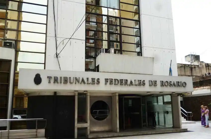 La Justicia Federal pone en marcha el sistema acusatorio en Rosario desde este lunes