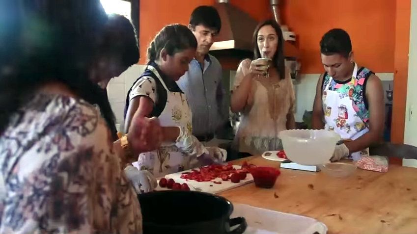 Insólito: Un Intendente leal a Cristina aparece en el video de campaña de Vidal