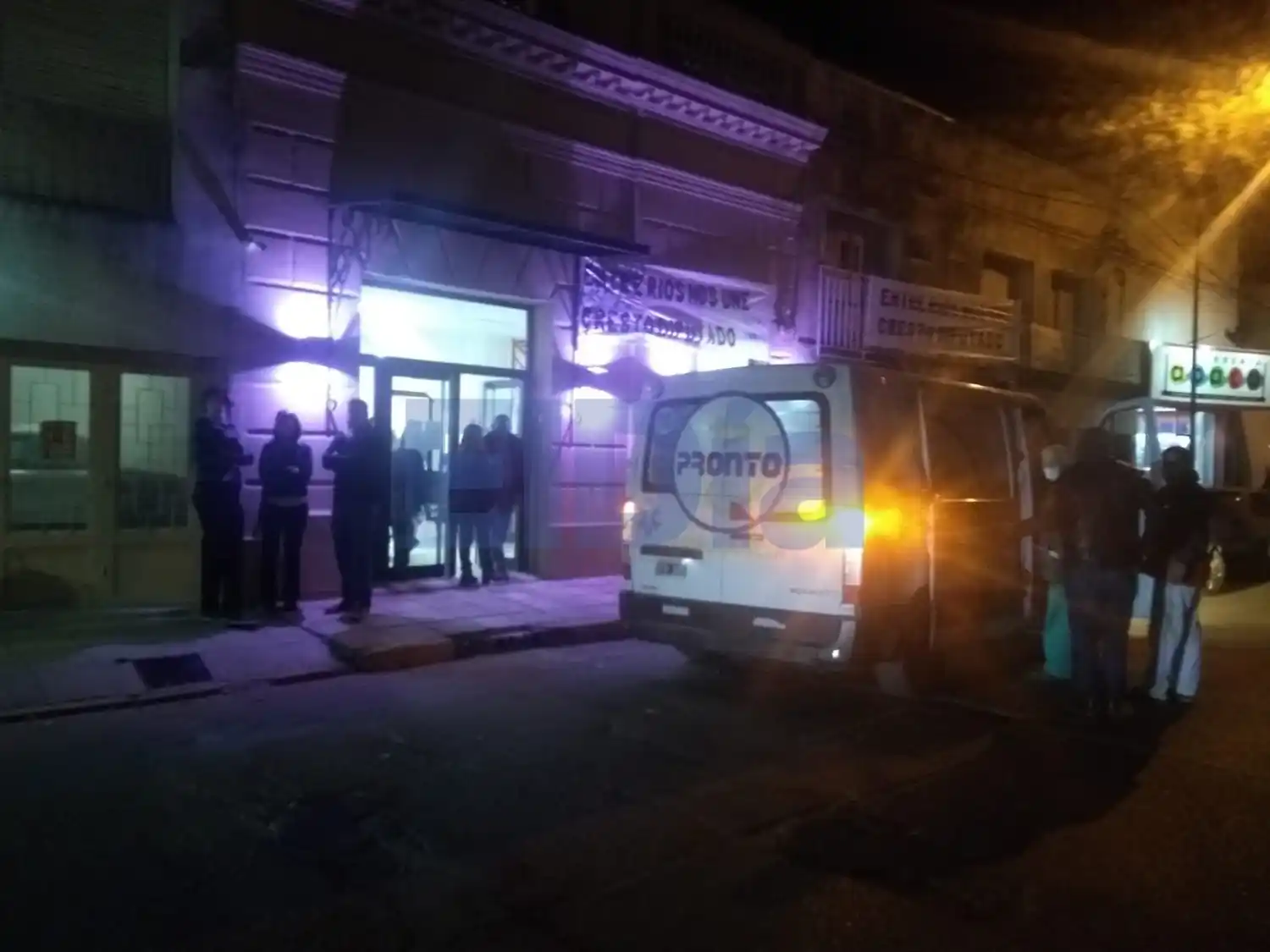 Se cayó el ascensor de la Caja de Jubilaciones: El intendente Piaggio tuvo que asistir a la víctima
