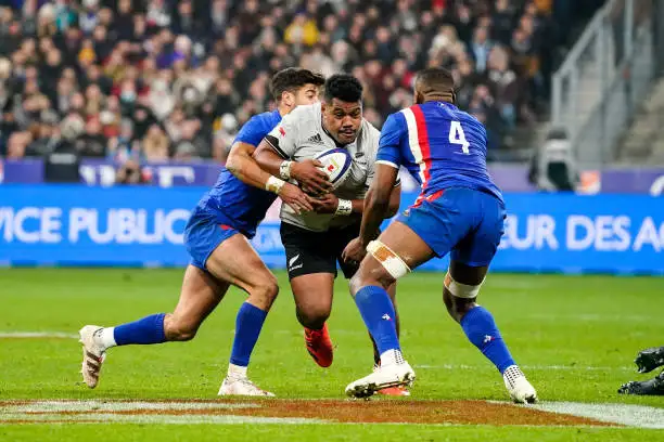 Los All Blacks sufrieron a Francia.