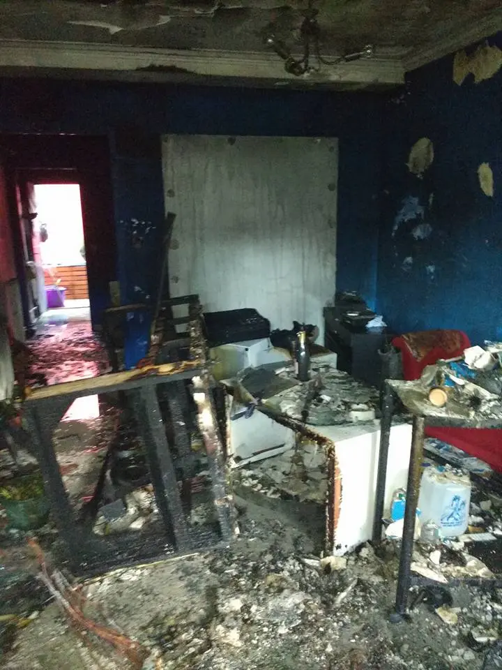 Un Policía local apagó un incendio en una vivienda de San Isidro