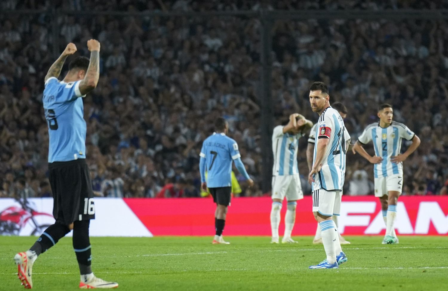 Sorpresa en La Bombonera: Argentina perdió con Uruguay