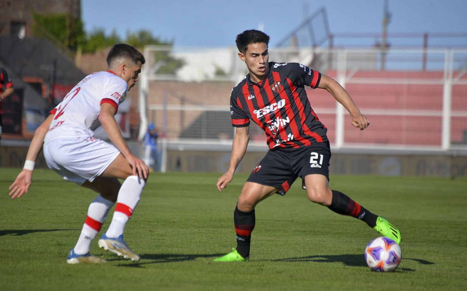 Huracán no pudo con Patronato y debe esperar