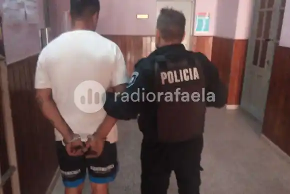 Bella Italia: se resistió a ser detenido y amenazó a efectivos policiales con un machete