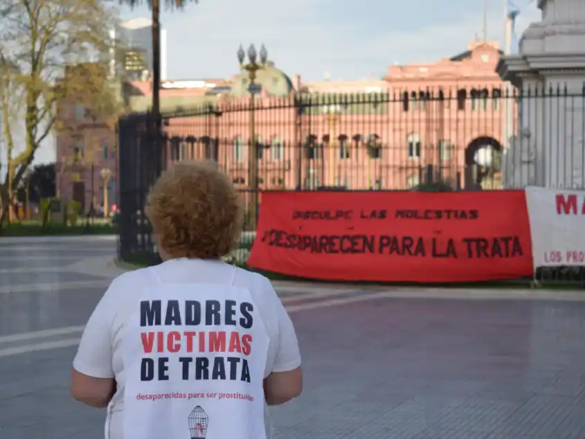 Sola. Marga Veira contra la trata.