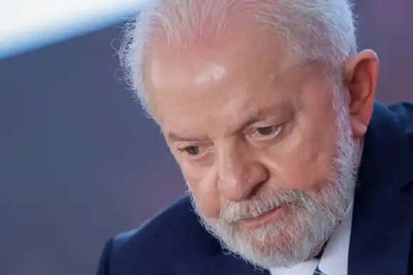 El presidente de Brasil, Lula da Silva, en terapia intensiva tras ser sometido a una operación intracraneal