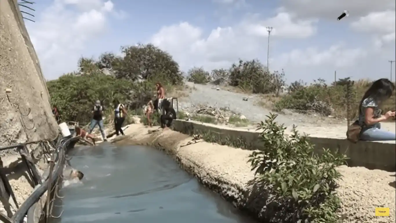 ¡IMPERDIBLE! Encontramos la playa en el corazón de Caracas – Impacto TDN