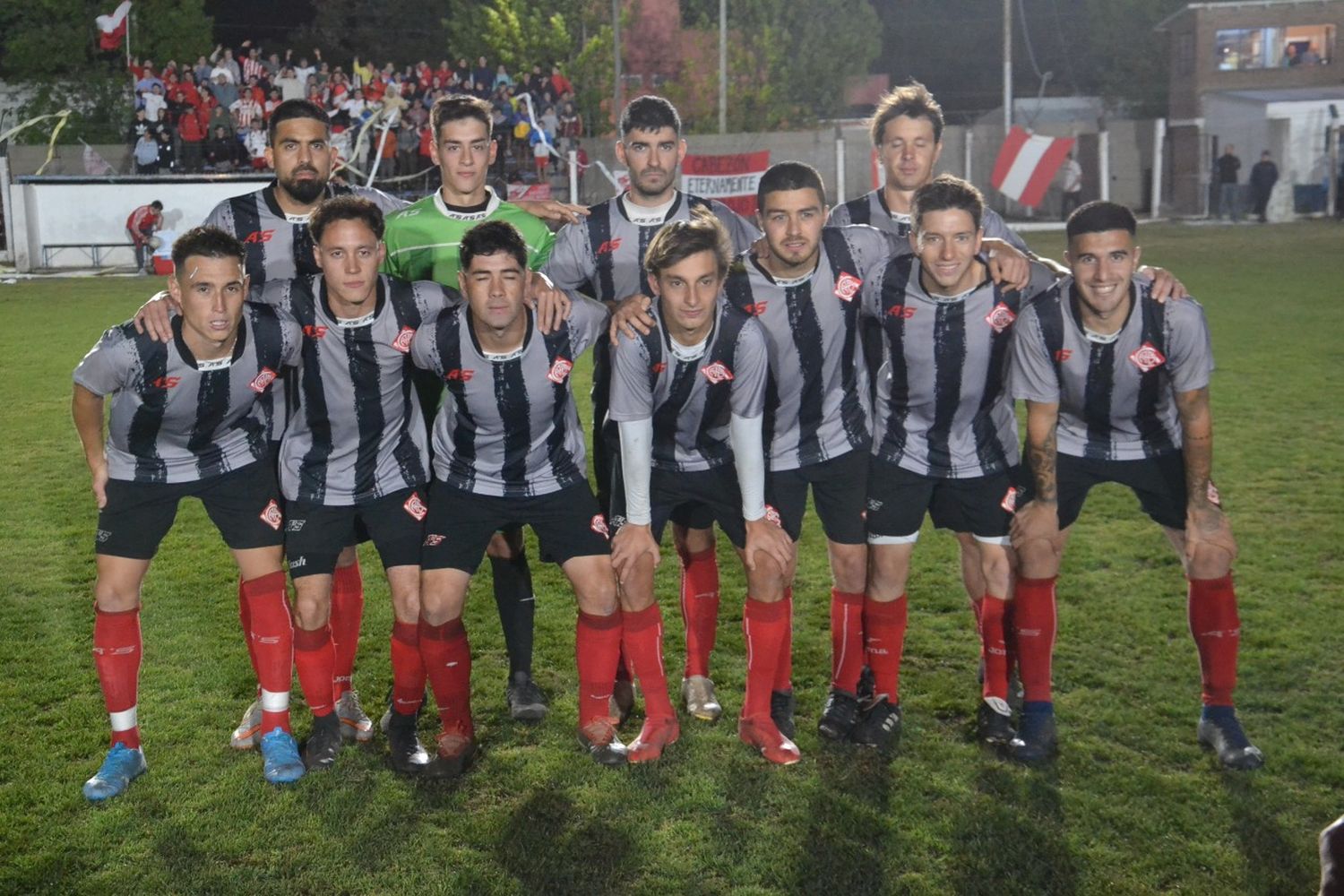 FOTO AYACUCHO AL DIA La formación de Atlético Ayacucho en el partido de ayer.