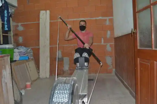 “Trato de mantenerme en forma para cuando pueda volver al agua a entrenar”