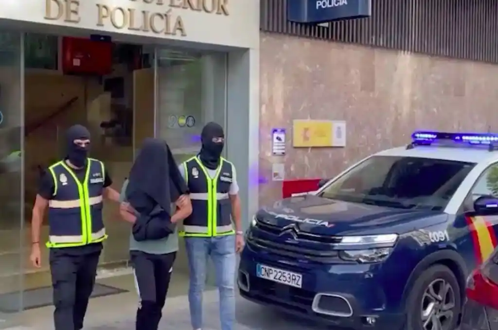 Se cree que reclutaba y adoctrinaba a otras personas