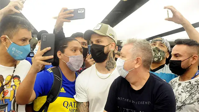 Benedetto ya está en Argentina para sumarse a Boca.