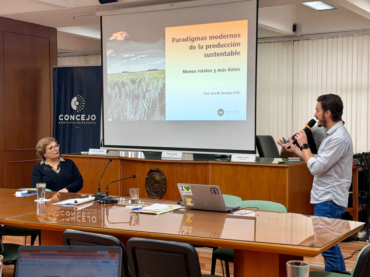 Fitosanitarios en Rafaela: el Concejo inició consultas para redefinir los límites de aplicación