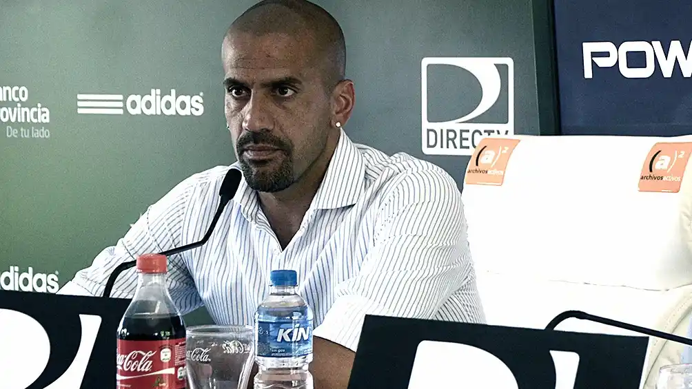 Verón: «Milito tiene que seguir más allá de los resultados»
