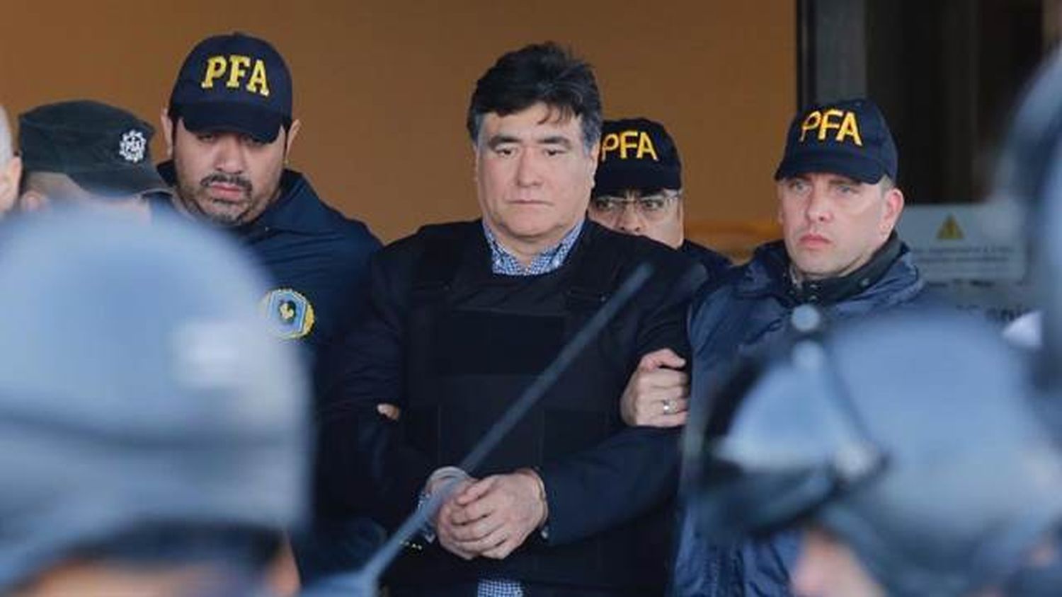 Tras su paso por Comodoro Py, Carlos Zannini fue trasladado al penal de Ezeiza