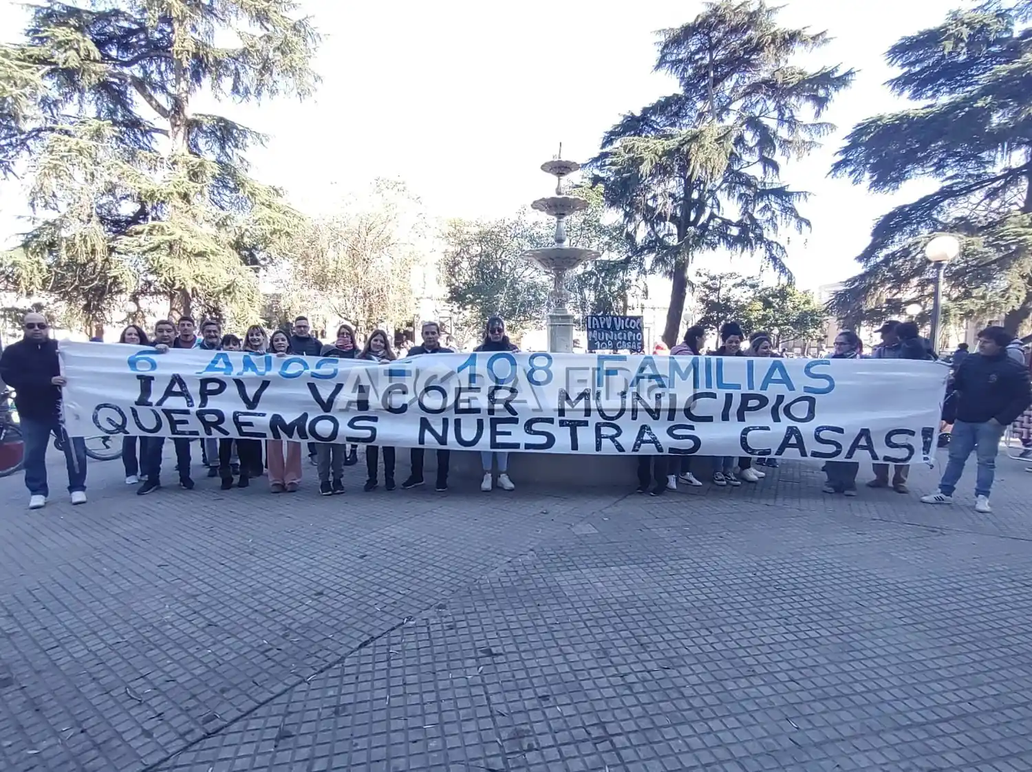 La promesa del Municipio a las 108 familias del barrio Vicoer que aguarda por sus viviendas hace 7 años