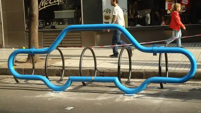 Se instaló el primer bicicletero extenso de Rosario