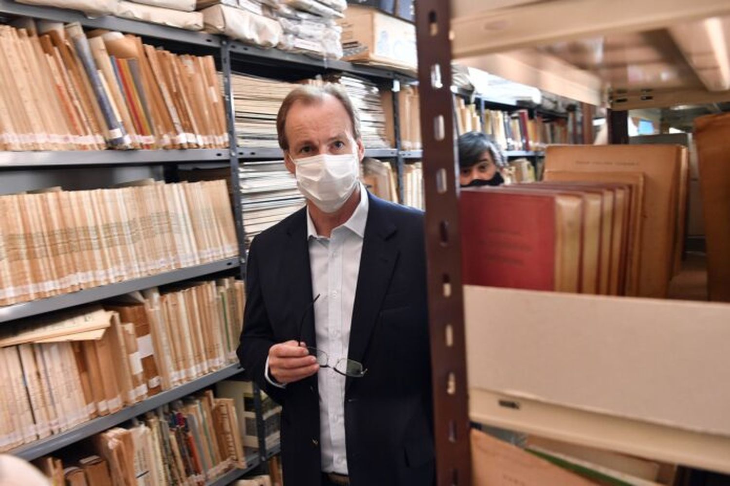 El gobierno cumplimentó el aporte a las biblioteca 