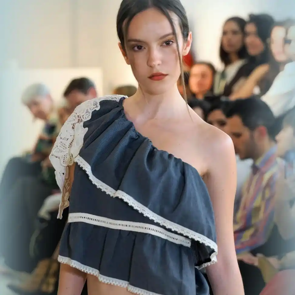 Moda sostenible con sello gualeyo: la propuesta innovadora de Eliana Denegri