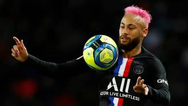 Neymar debe devolver 6,7 millones de euros al Barcelona