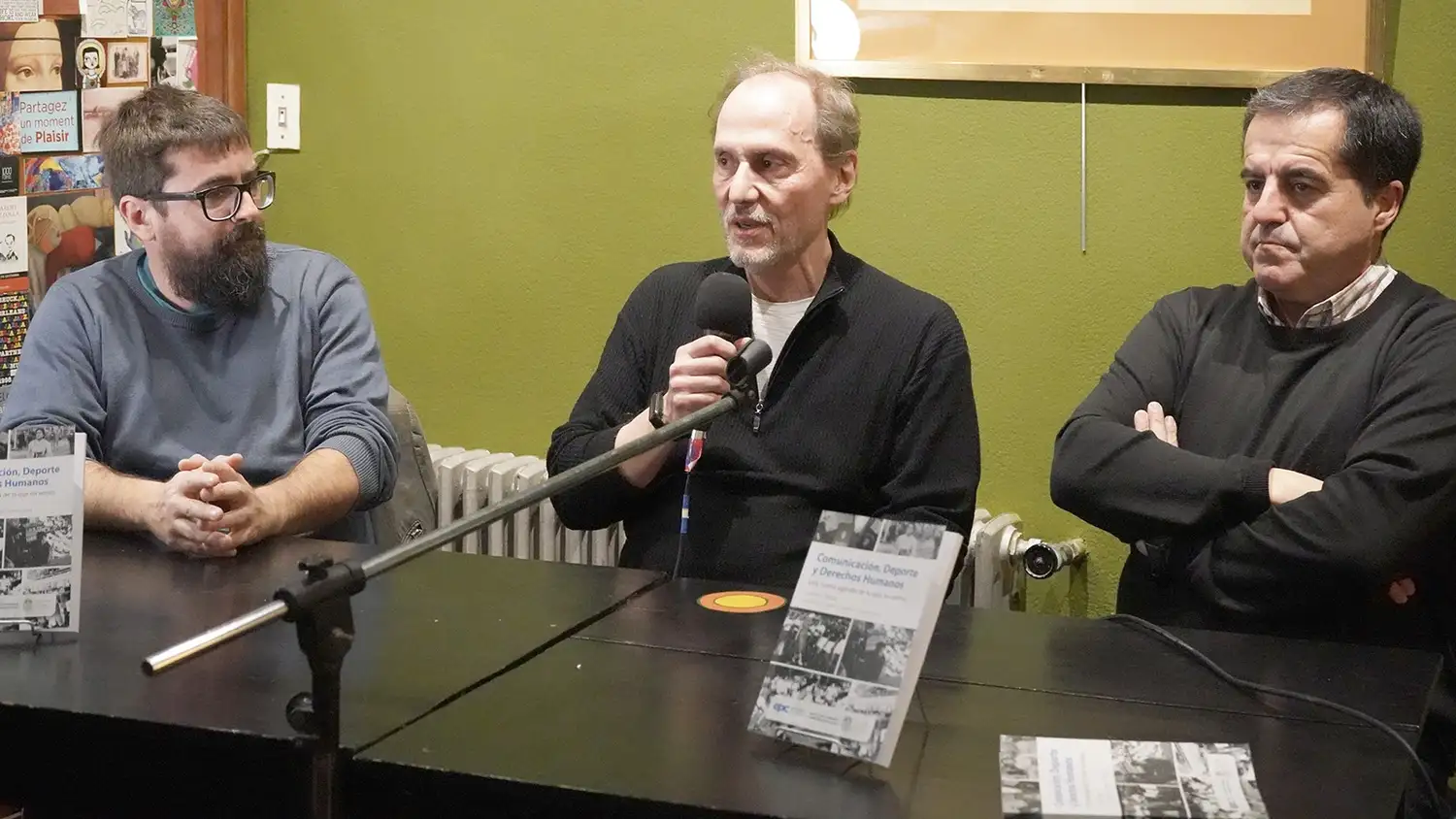Presentación. Gustavo Veiga junto a Matías Cañete y Leonardo Menna