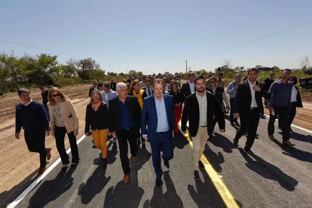 El gobernador Bordet ratificó  la continuidad de la obra pública 