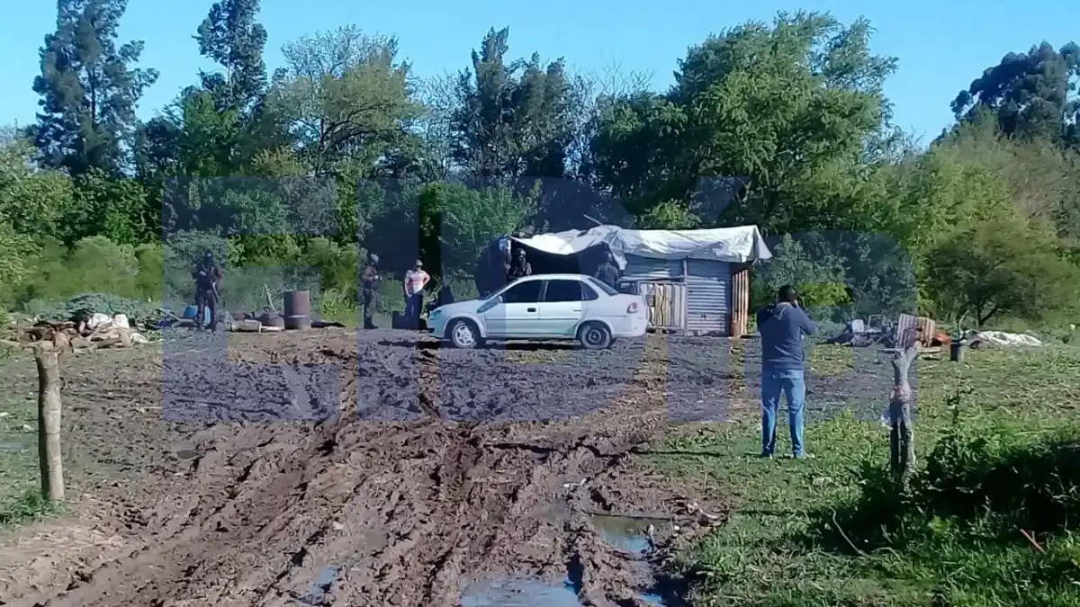 Tropas y Ayacucho. En esta precaria viviendas funcionaría el centro distribuidor 