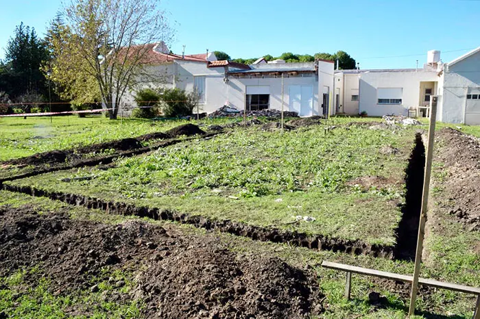 En San Cayetano se construye edificio para nuevo geriátrico