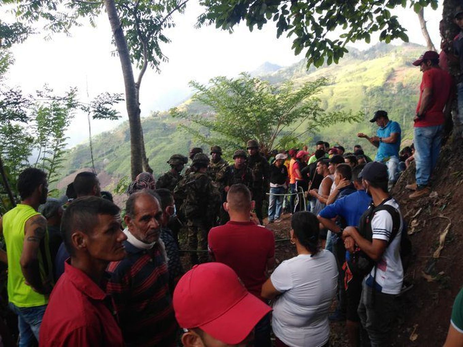 Muere joven líder campesino en incidente con el Ejército en Colombia