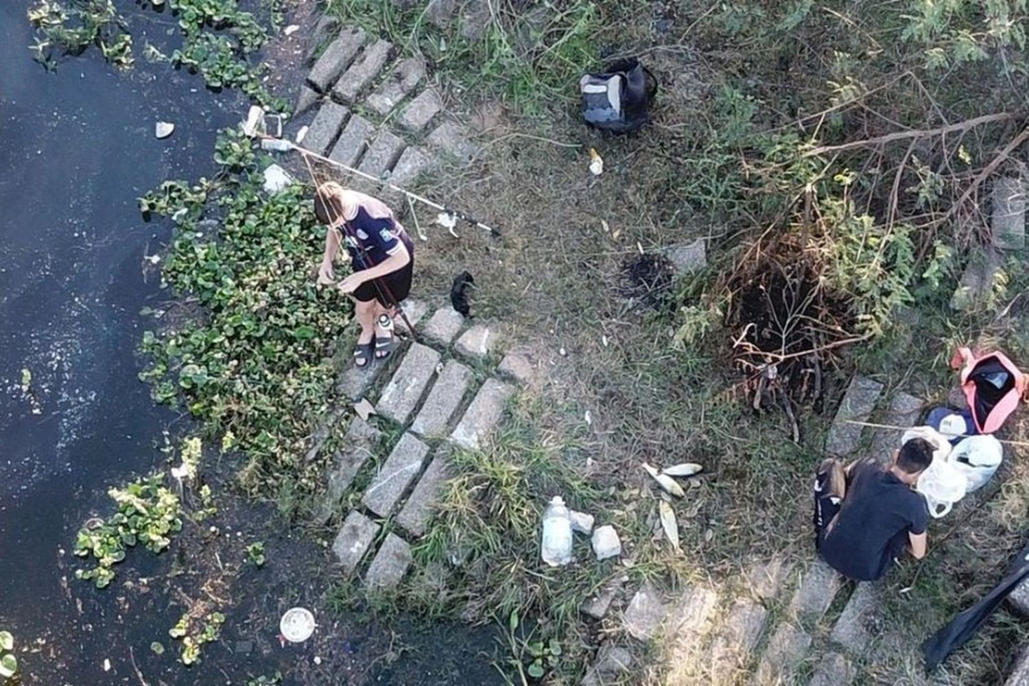 Advierten por pesca indiscriminada en plena costanera de Santa Fe