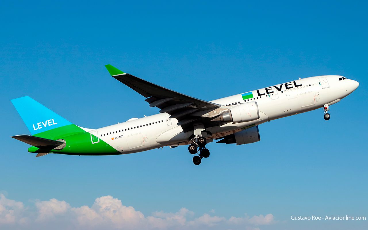 LEVEL increases flights to Latin America and the United States for the winter season
