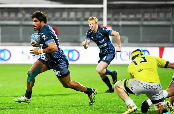 Los dos tries de Bruni no le alcanzaron a Vannes