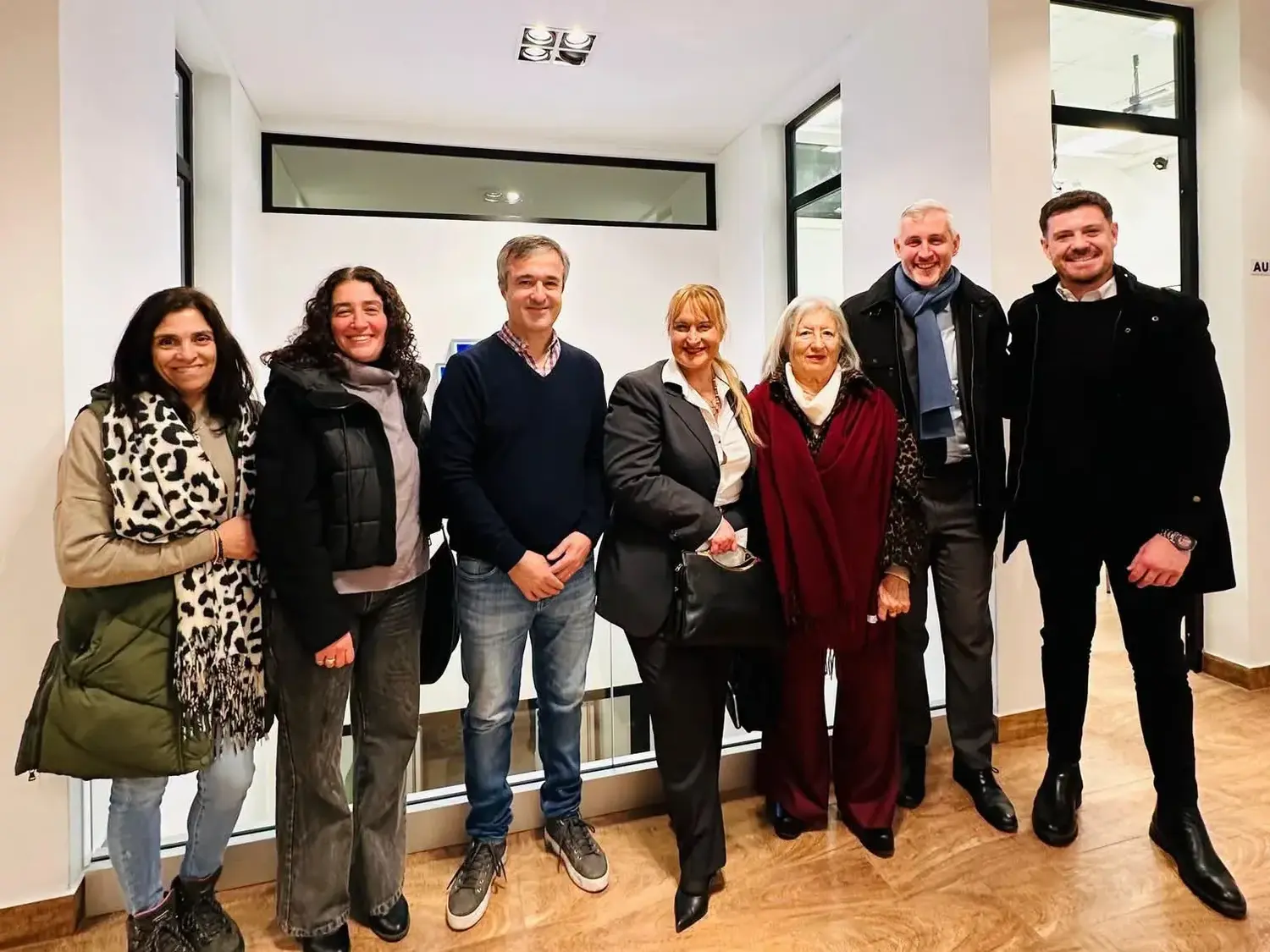 Reunión. Autoridades del consulado italiano con el intendente de Lobería