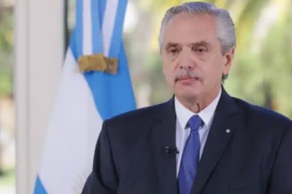 Alberto Fernández cargó contra la Corte: "La suspensión de las elecciones deja a la democracia como rehén de un grupo de jueces"